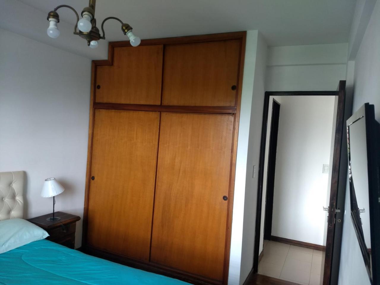 Departamento Plaza Moreno Con Balcon La Plata Exteriör bild