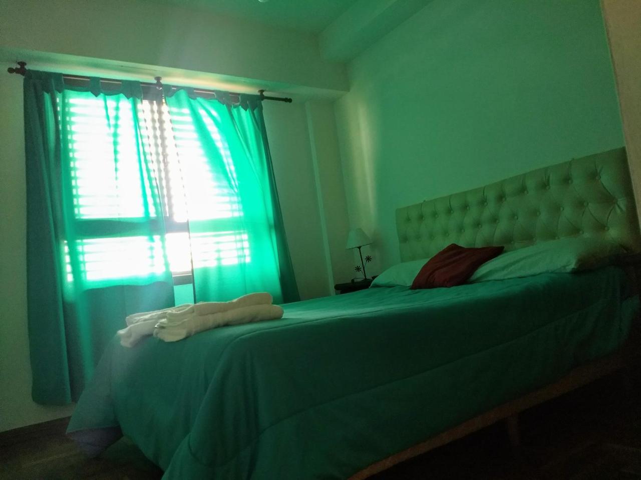 Departamento Plaza Moreno Con Balcon La Plata Exteriör bild